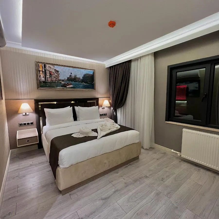 Mq Hotel Suites Arnavutkoy