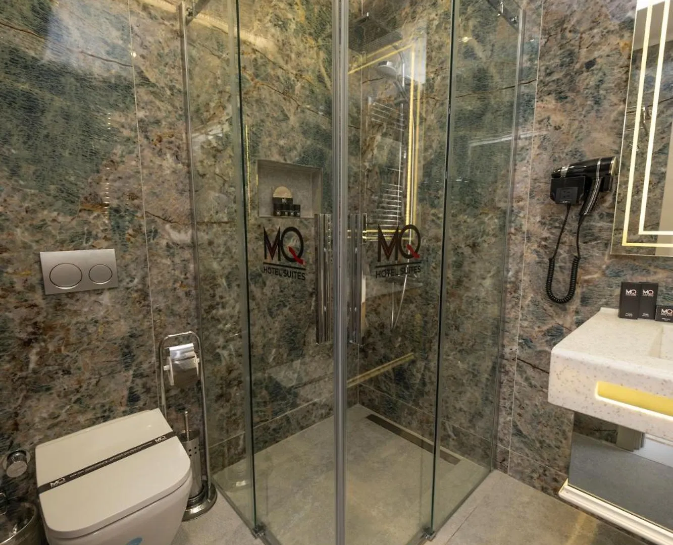 Mq Hotel Suites Arnavutkoy